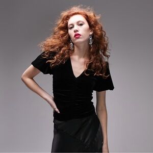 Topshop v-neck puff sleeve velvet top in black - S